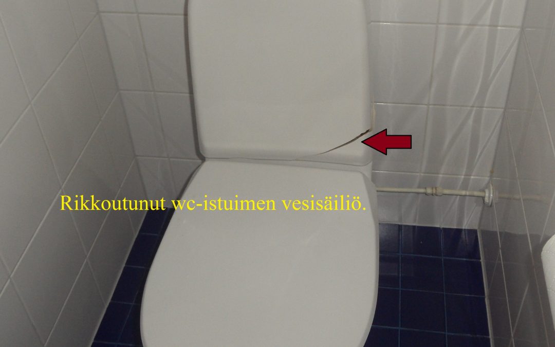 Vesi, kosteusvaurio, WC:n rikkoutunut vesisäiliö